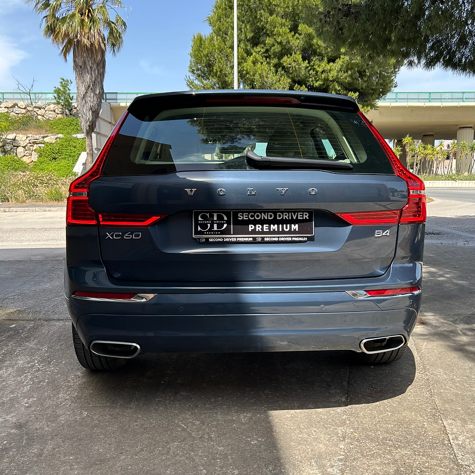 Miniatura: VolvoXC60 2.0 B4 Mild- Hybrid D Inscription Auto 197CV 121.500 km