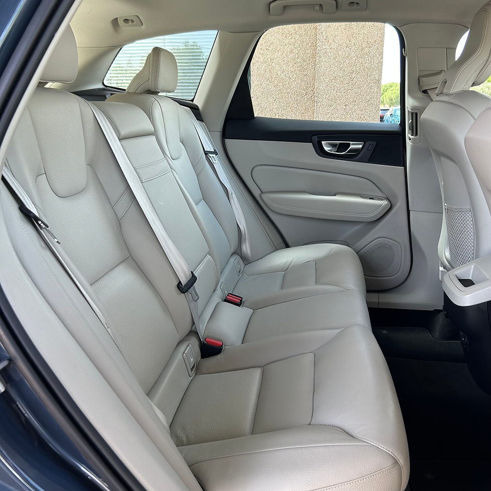 Miniatura: VolvoXC60 2.0 B4 Mild- Hybrid D Inscription Auto 197CV 121.500 km