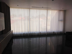cortinas tergal de Decosimil Nimbo Nieve sala 1