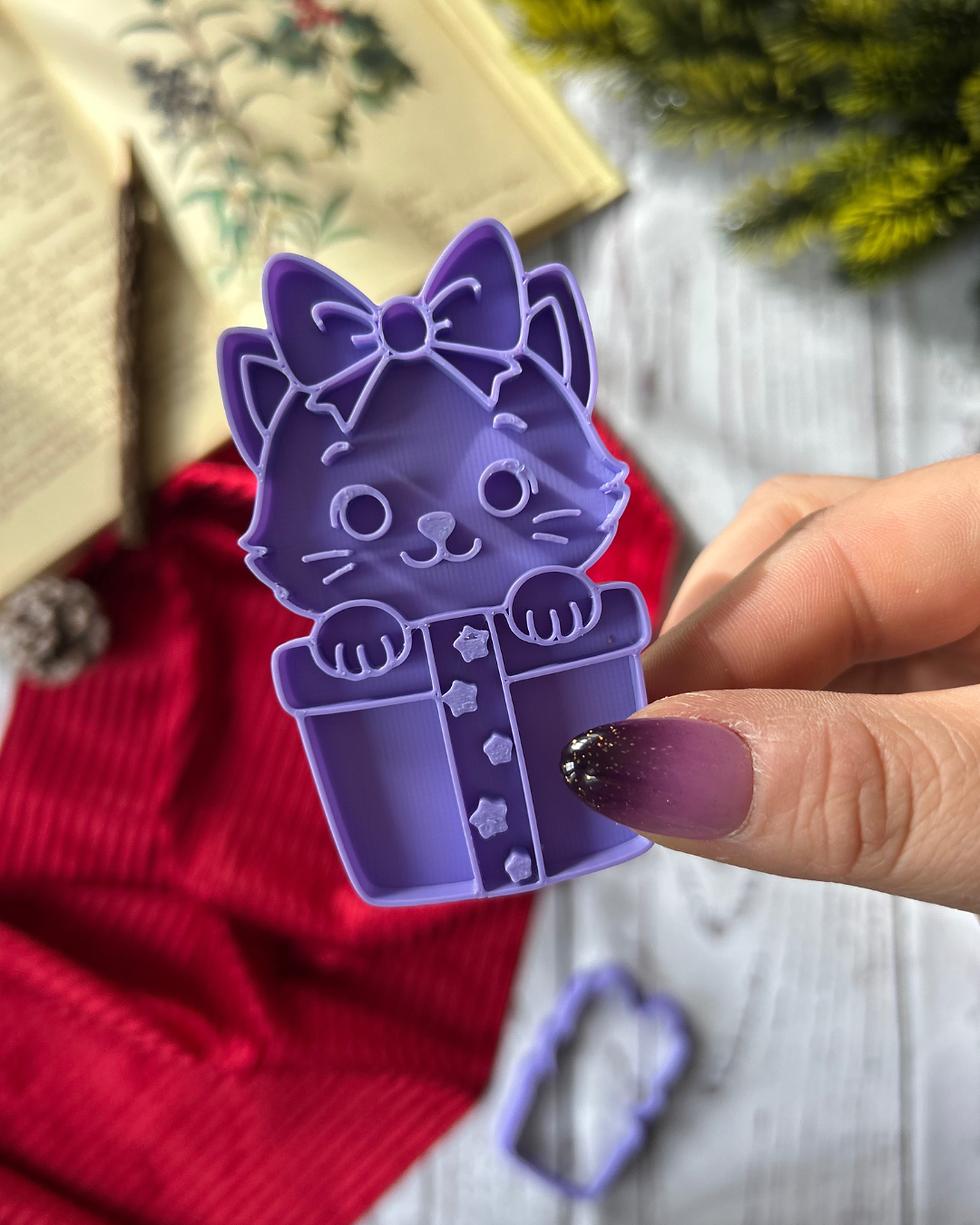 Emporte-pièce Chat cadeau de Noël