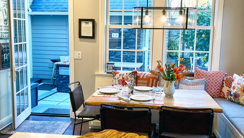 KITCHEN TABLE_7627.jpg