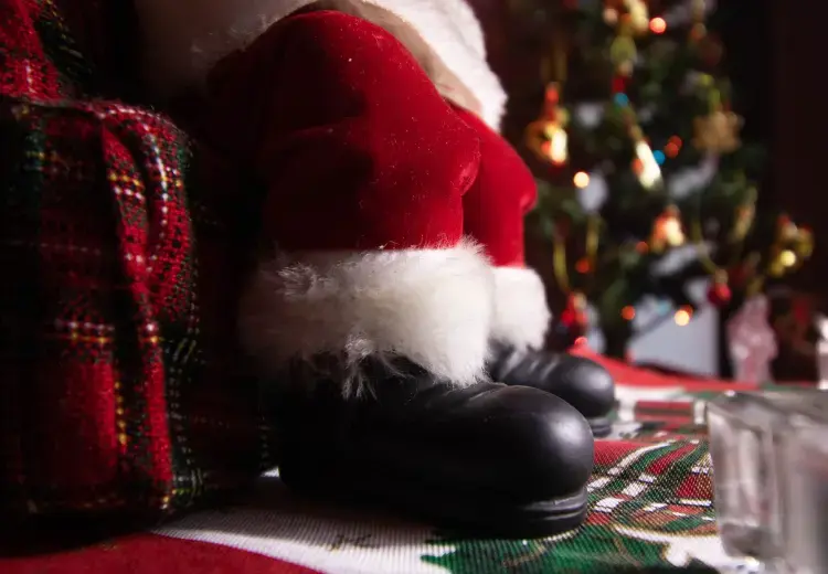 The Village Foundation Welcomes Santa Back to Memorial Park