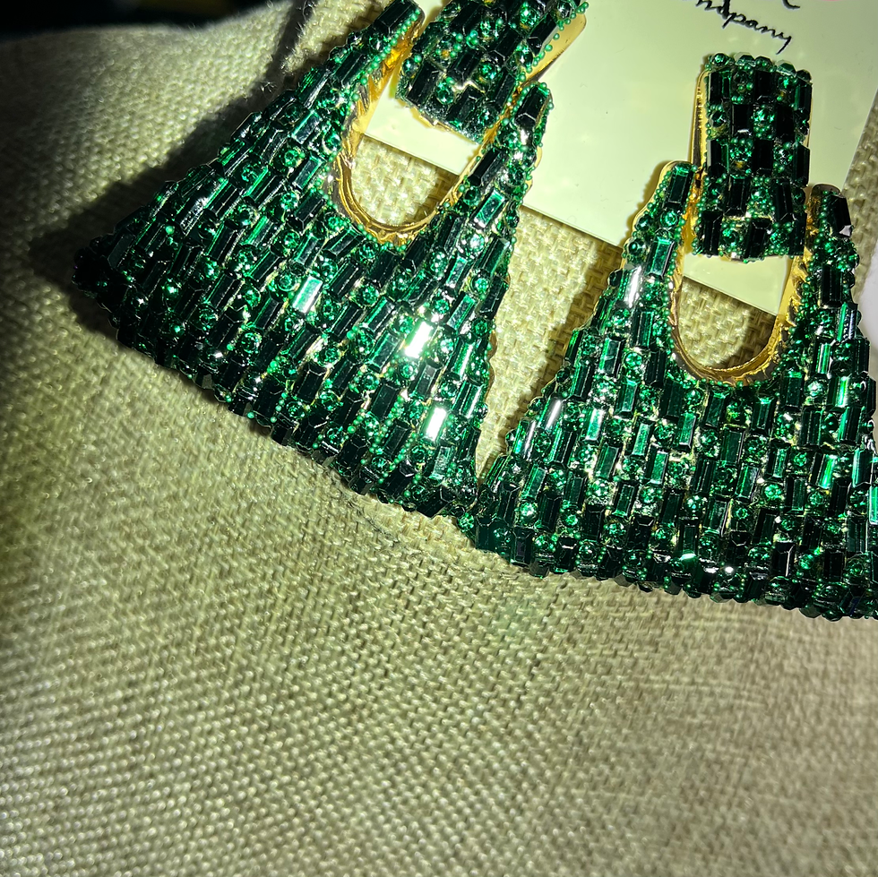 Thumbnail: Black & Gold Pierce Square 