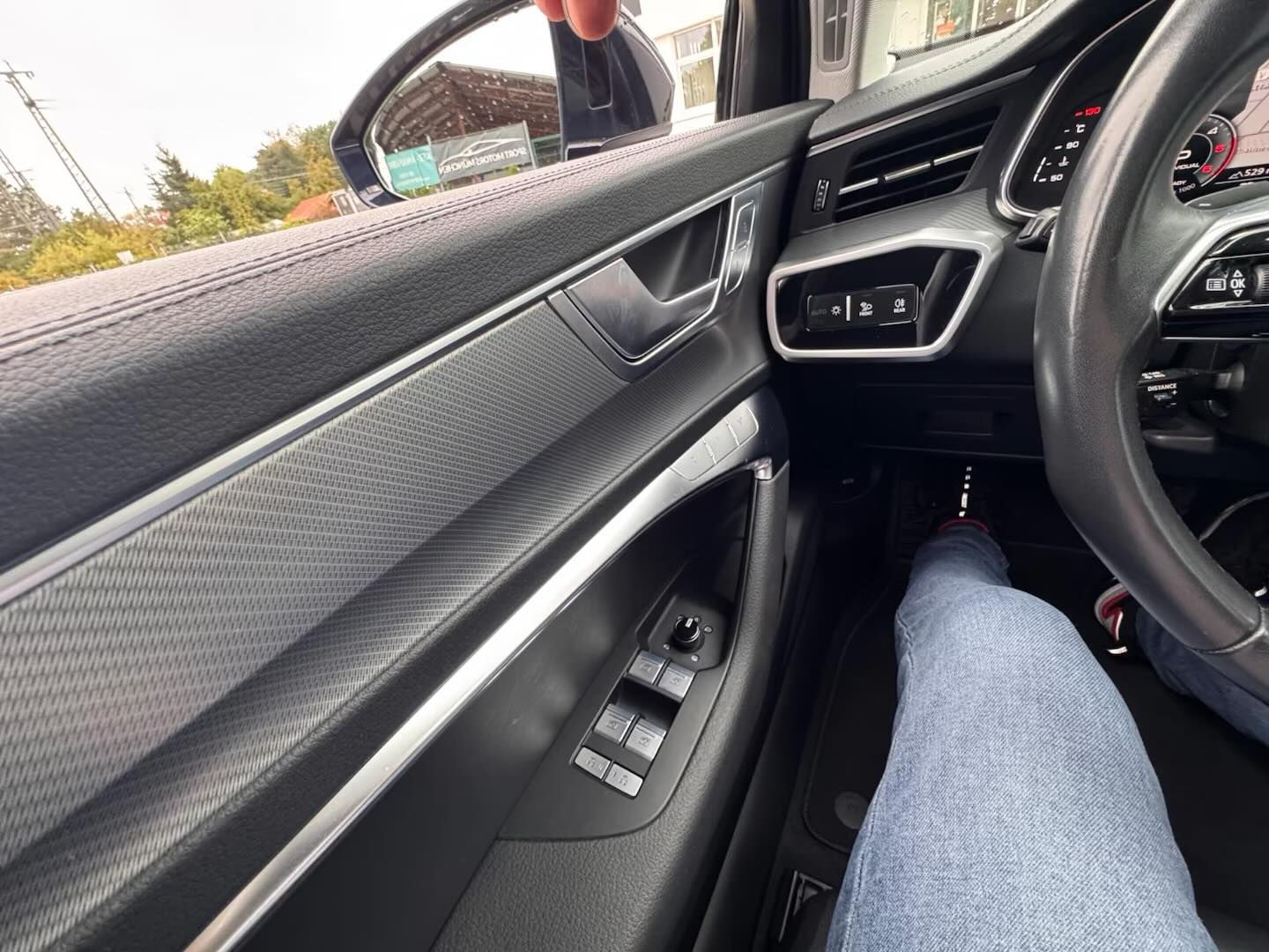 Audi A6 Avant 45 TFSI Sport 265 ch Automatique – 2023