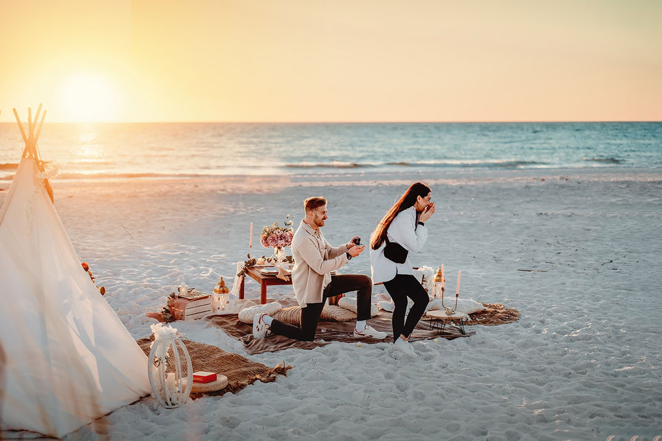 Couples-Engagement-Beach-Session-Anna-Maria-Island_5.jpg