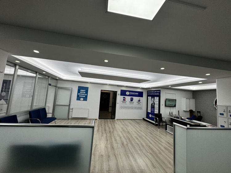 Günışığı Kurs Pendik -Veli Bekleme alanı