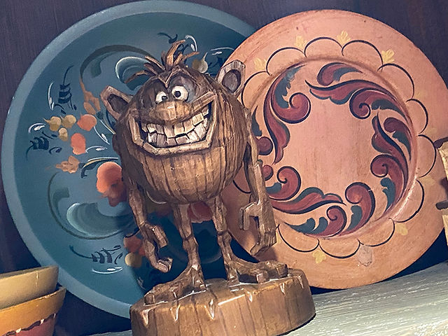 Details in Wandering Oaken's Trading Station