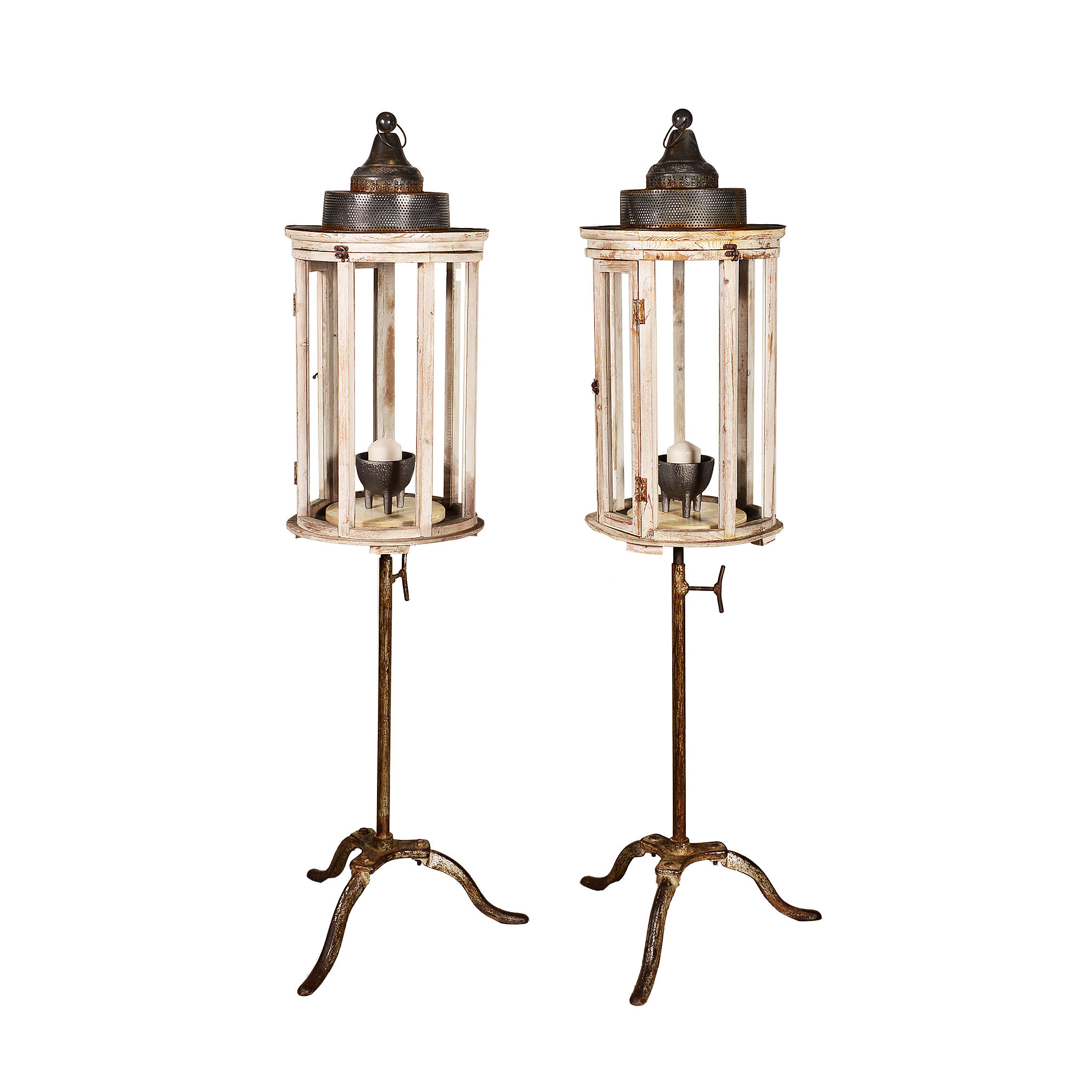 Ayaklı Fener Mumluk