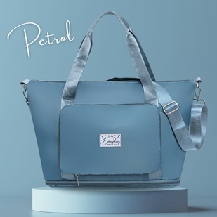Die Everyday Tasche in Petrol. 