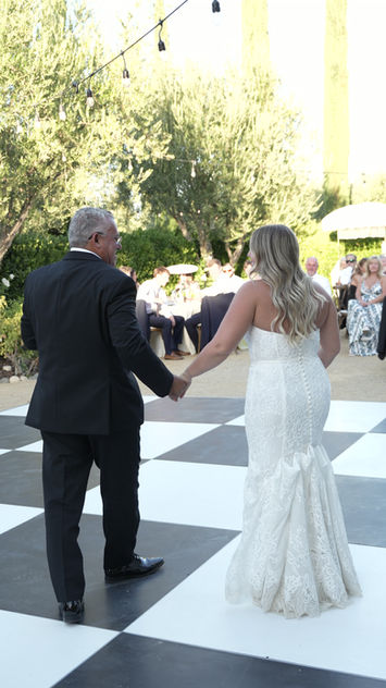 Brianna and Greg wedding at Allegretto Vineyard Resort, Paso Robles, moment 18
