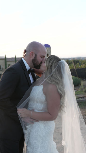 Brianna and Greg wedding at Allegretto Vineyard Resort, Paso Robles, moment 10