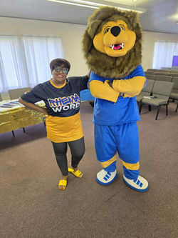 Chancellor and the Dean! Looking good!