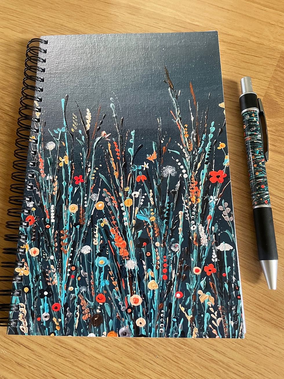 Thumbnail: Notebook & Pen Set
