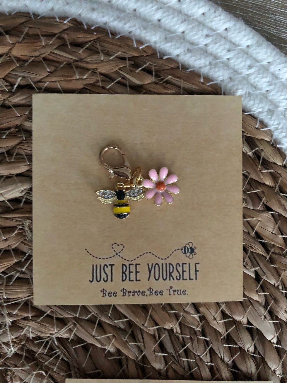 Thumbnail: Pocket hug be yourself 