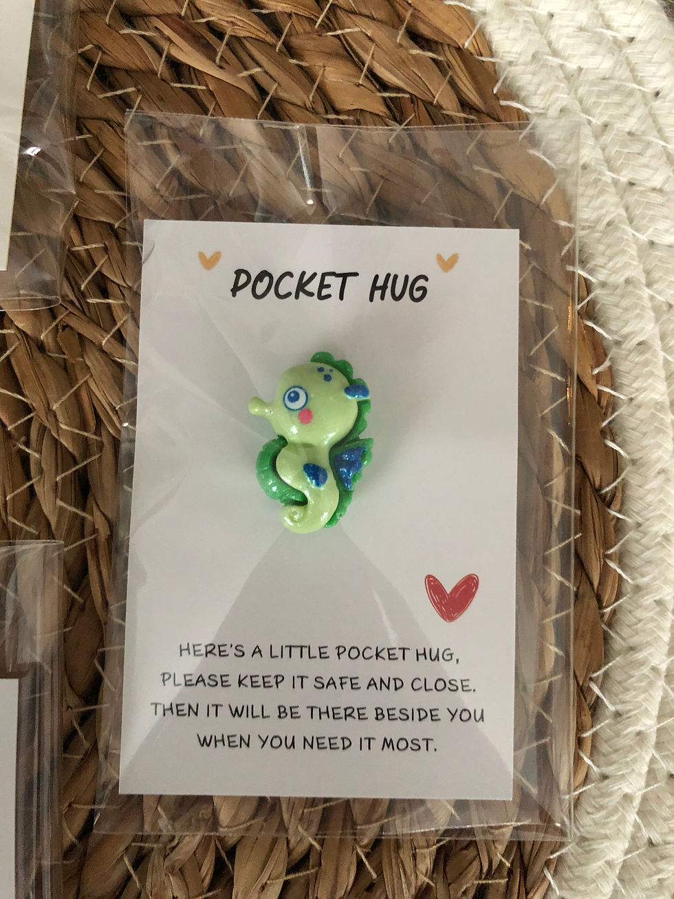 Thumbnail: Pocket hug - zee dieren