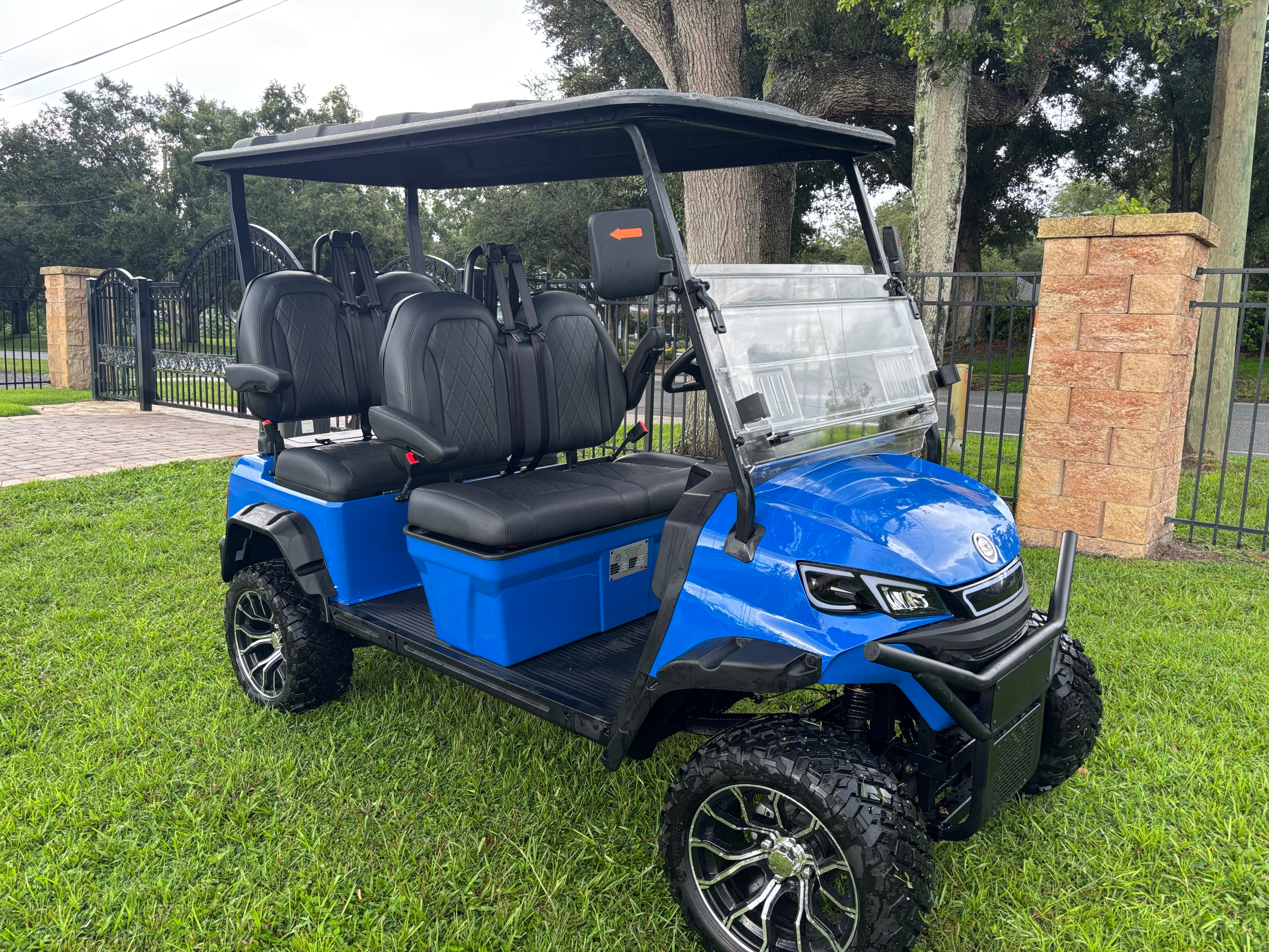 4 Seat Lifted Golf Cart