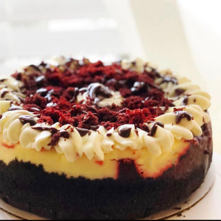 Red Velvet cheesecake by Gâteau de Jil