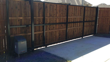 Fence Repair Houston – Fast & Affordable Fence Repair Services
