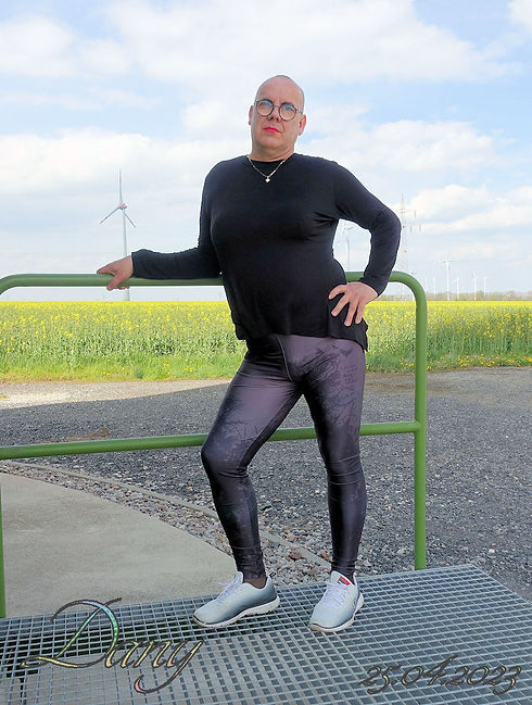 25-27.04.2023.Dolzig.Wind.Leggings-3-Damy-Datum.jpg