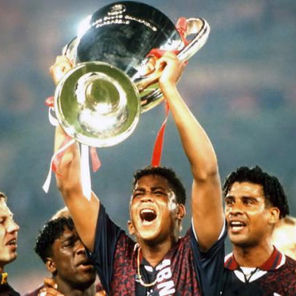 PSG : Patrick Kluivert nommé directeur du football