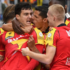 Lens bat Paris et accroche le podium