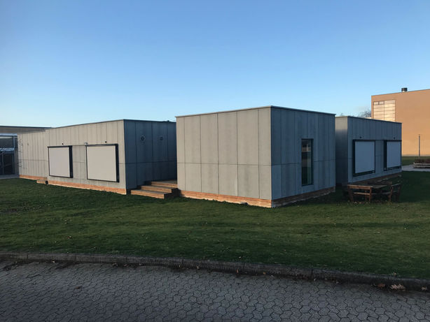 Renson Fixscreens monteret på skole i Odense