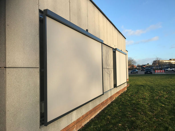 Renson Fixscreens monteret på skole i Odense