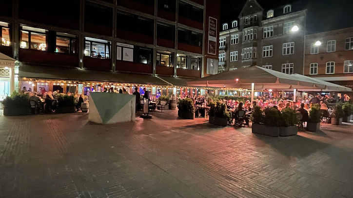 Glatz parasoller og Weinor markiser - Odense