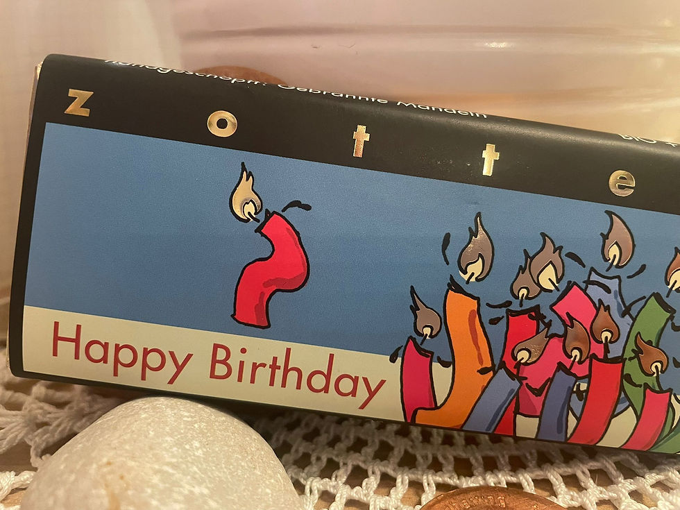 Schokolade mit Happy birthday Gruß