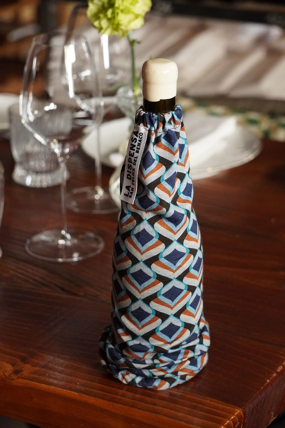 Miniatura: LACEKA - Calza Copribottiglia per Degustazioni alla Cieca