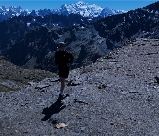 Photo Drone Epaule Trail Alpes 2.png