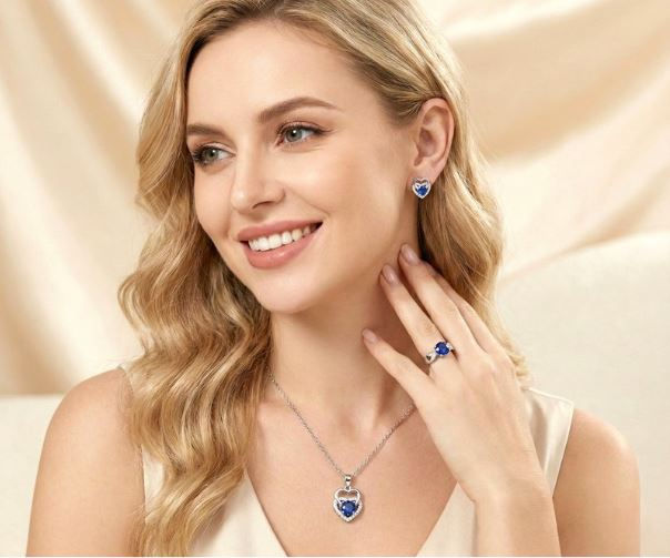 Thumbnail: Royal Blue Heart Elegance Set