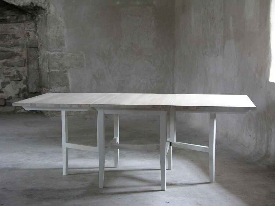 Ardre Dining Table