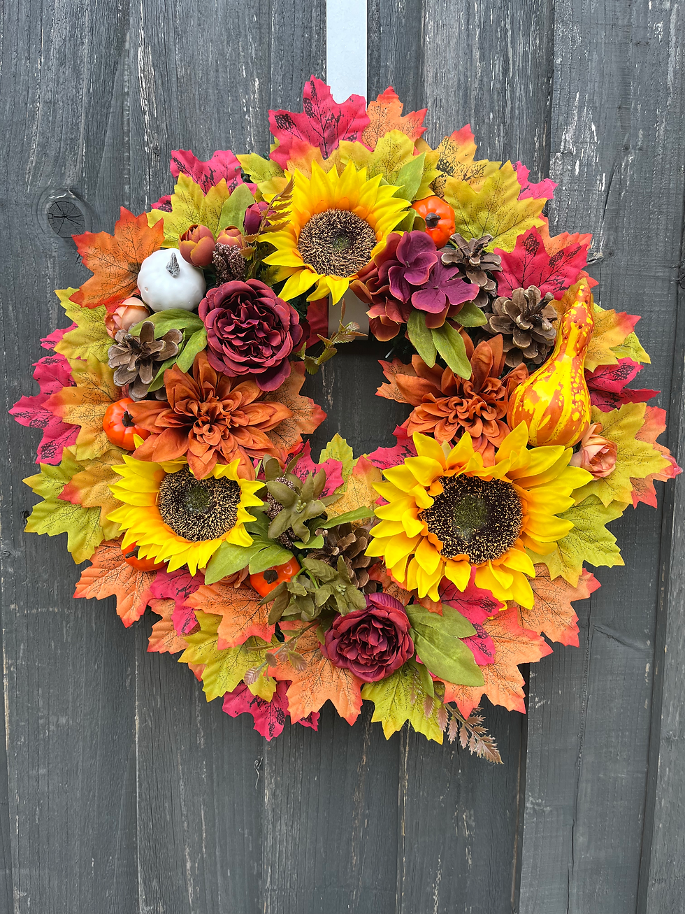 Thumbnail: Autumn floral wreath with sunflowers