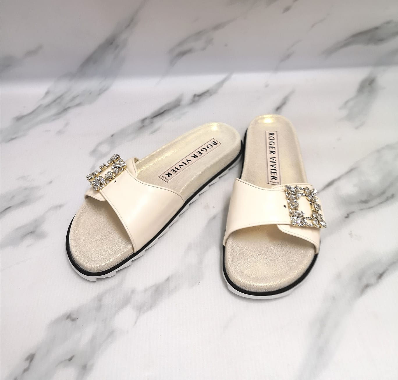 RV560  Slidy Viv Mini RV Broche Mule 25 (91T)