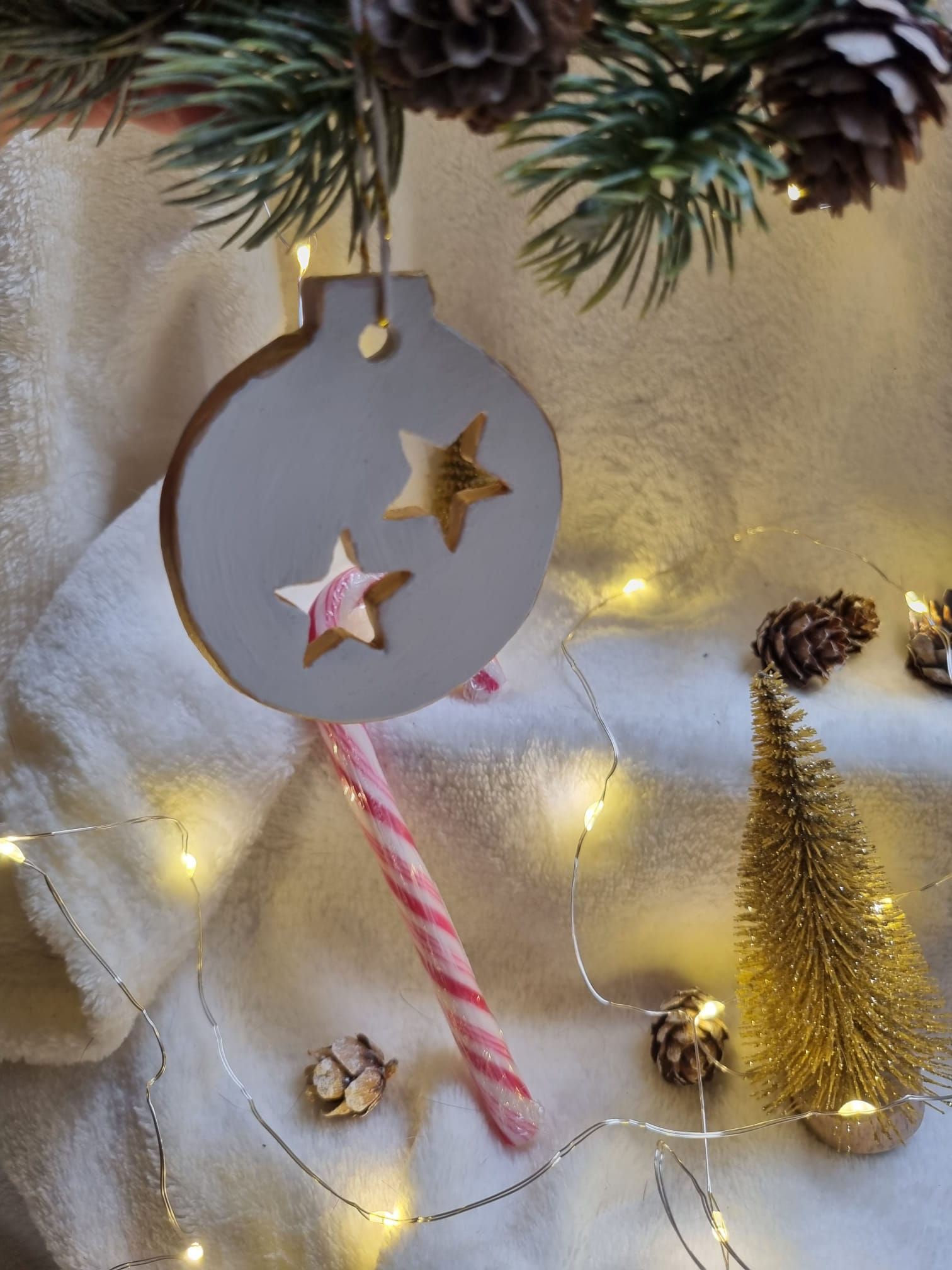 Boule de Noël étoilée