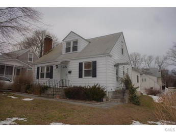 14 Sunset Street, Stamford, CT 06907