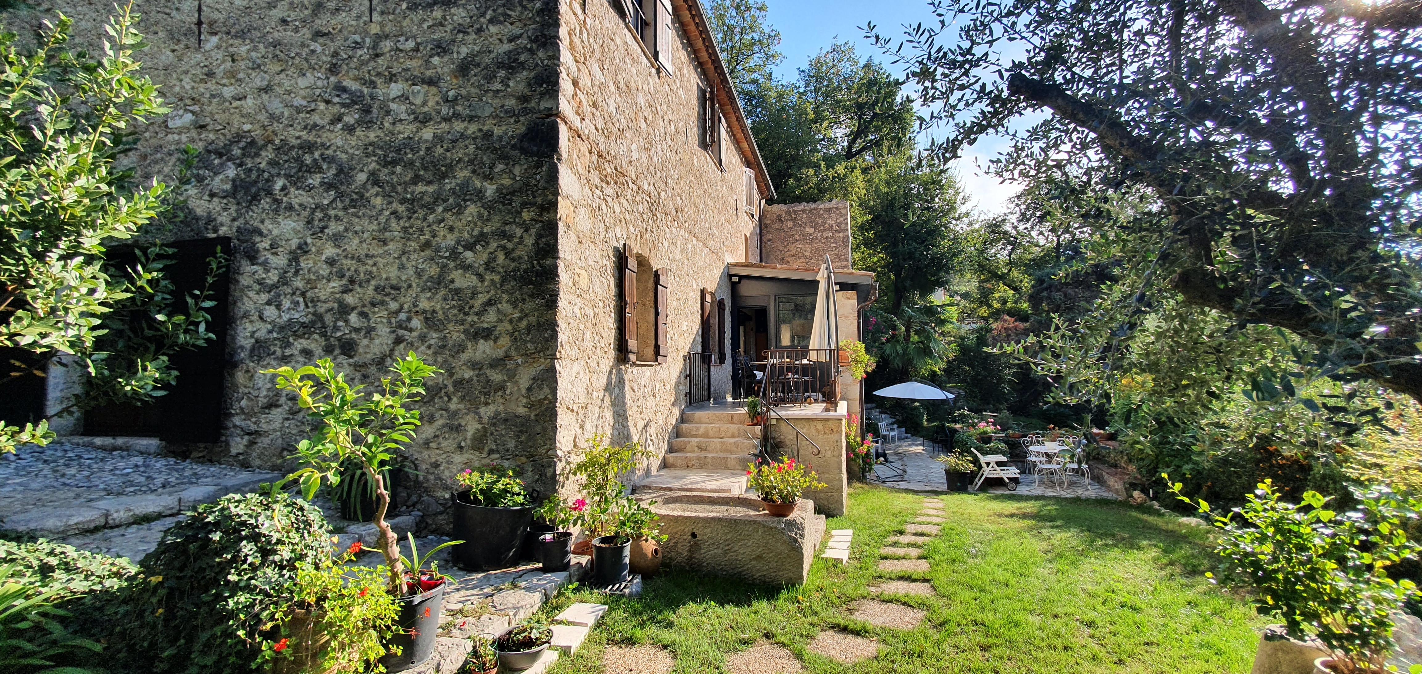 LE MOULIN