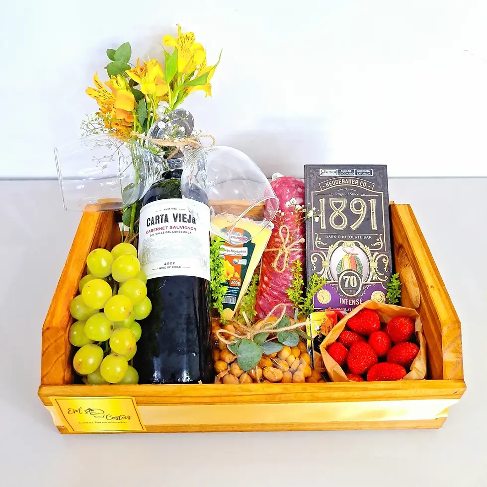 Cesta Vinho e Aperitivos