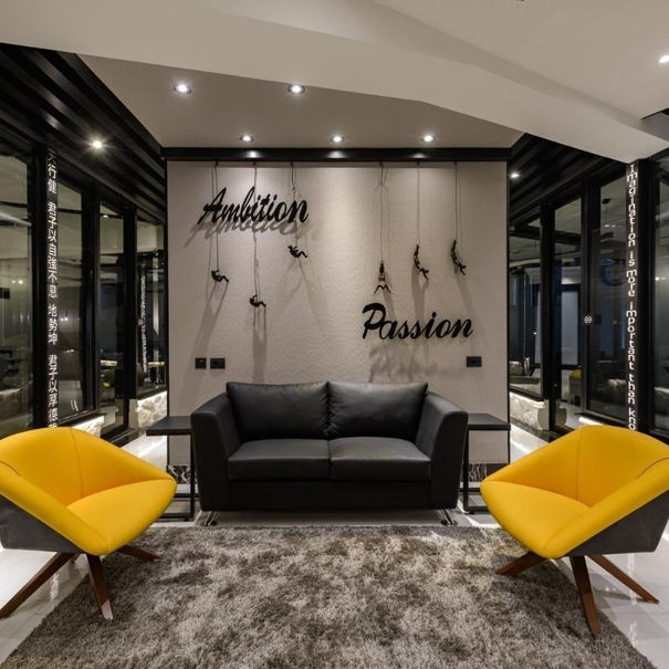 Alpha -Andheri- 07.JPG