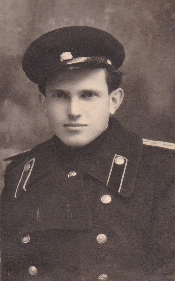 Берман Митя (Матвей). г.Суджа. Фото 25.04.1947г..