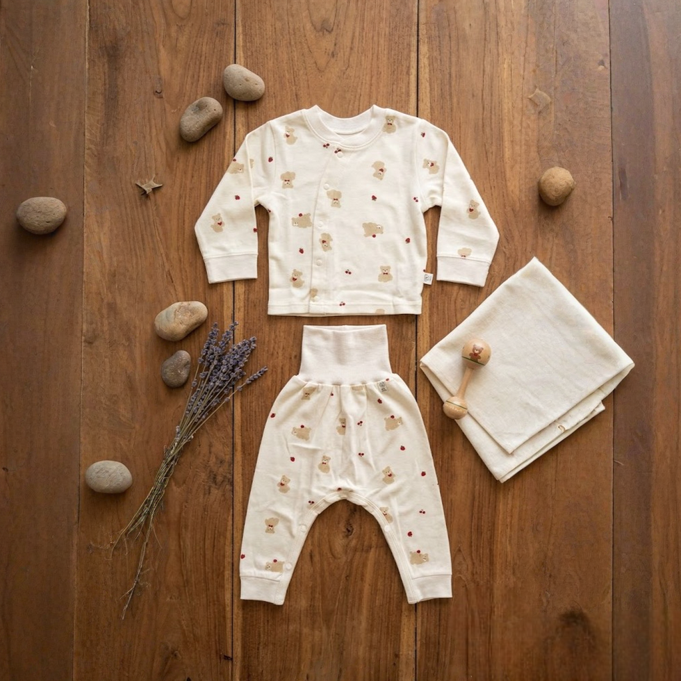 baby top and pant set