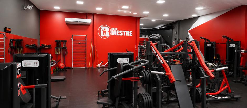 Espaço de musculação da Rede Mestre, academia em Frederico Westphalen