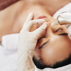 How to Minimize Large Pores with Effective Skincare Techniques