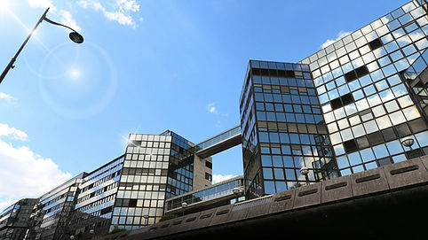 Place Louis Armand, Paris.jpg