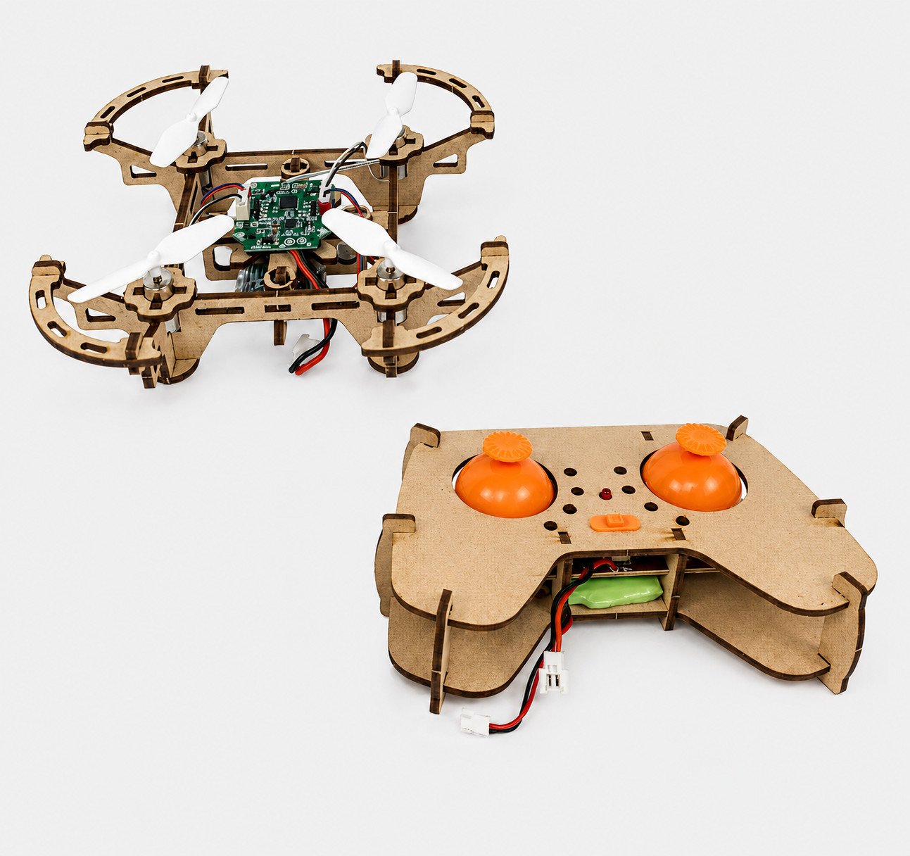 Microdrone en bois à fabriquer — Kit STIM d'initiation à l'électronique et aéronautique