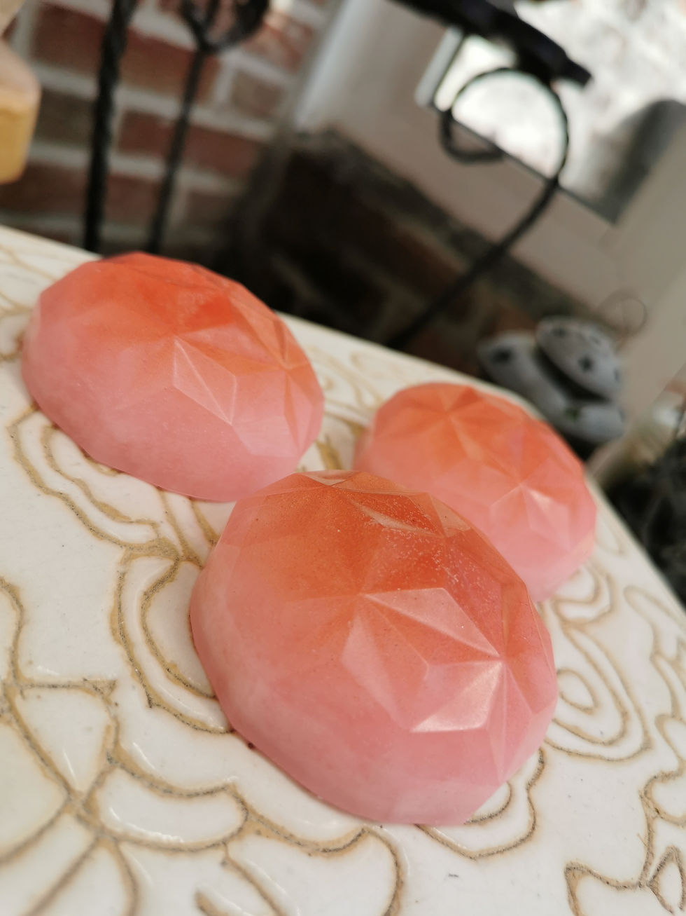 Miniature : Fondant Dome à facettes "Frangipani"