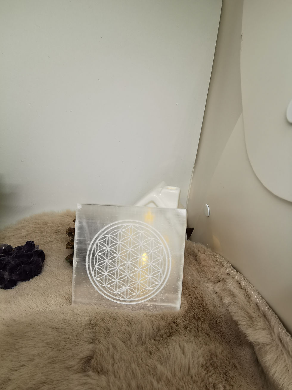 Miniature : 🌸 « Fleur de vie - Sélénite » - Plaque rectangulaire 8 cm