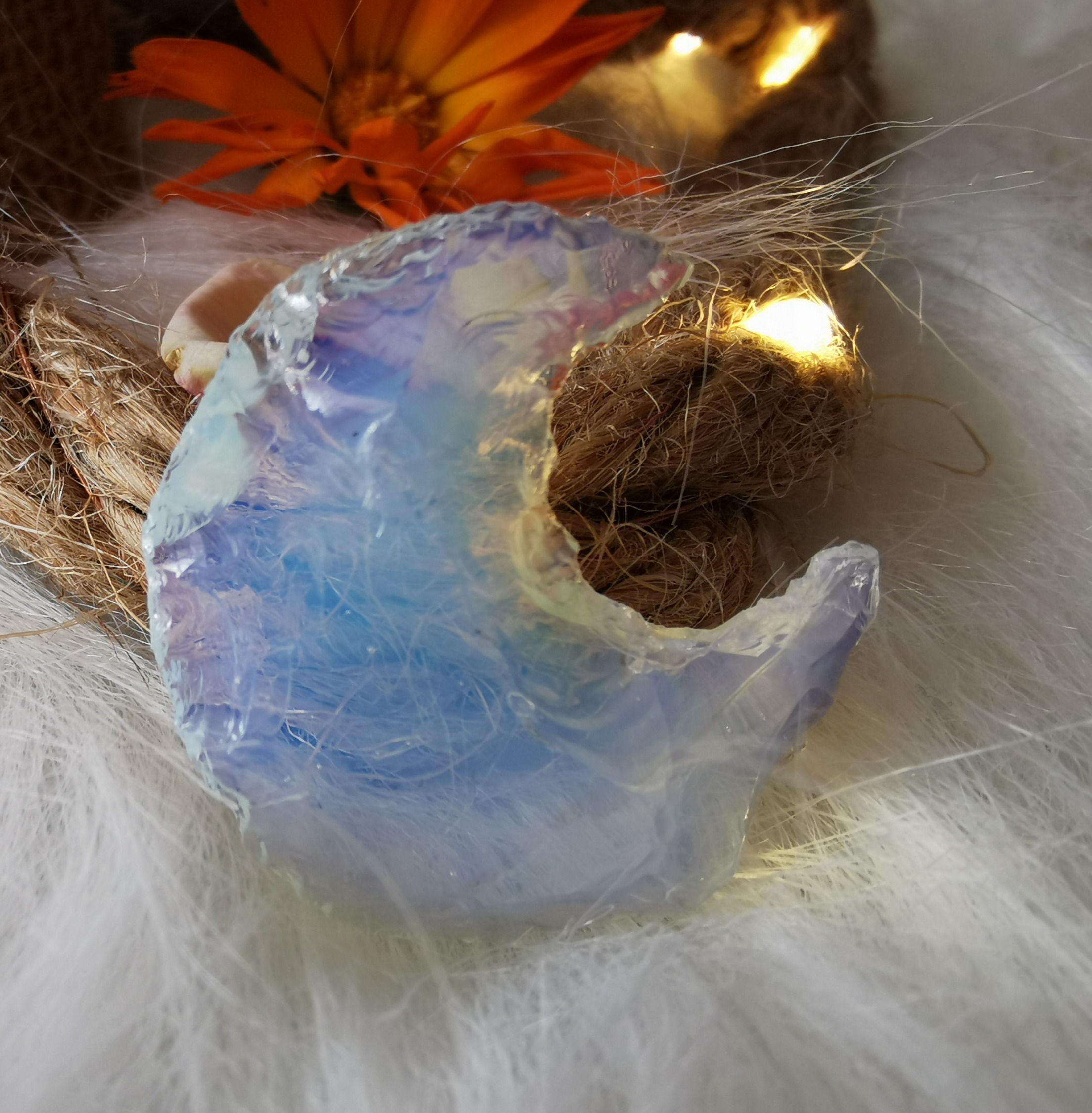 Croissant de lune en Opaline