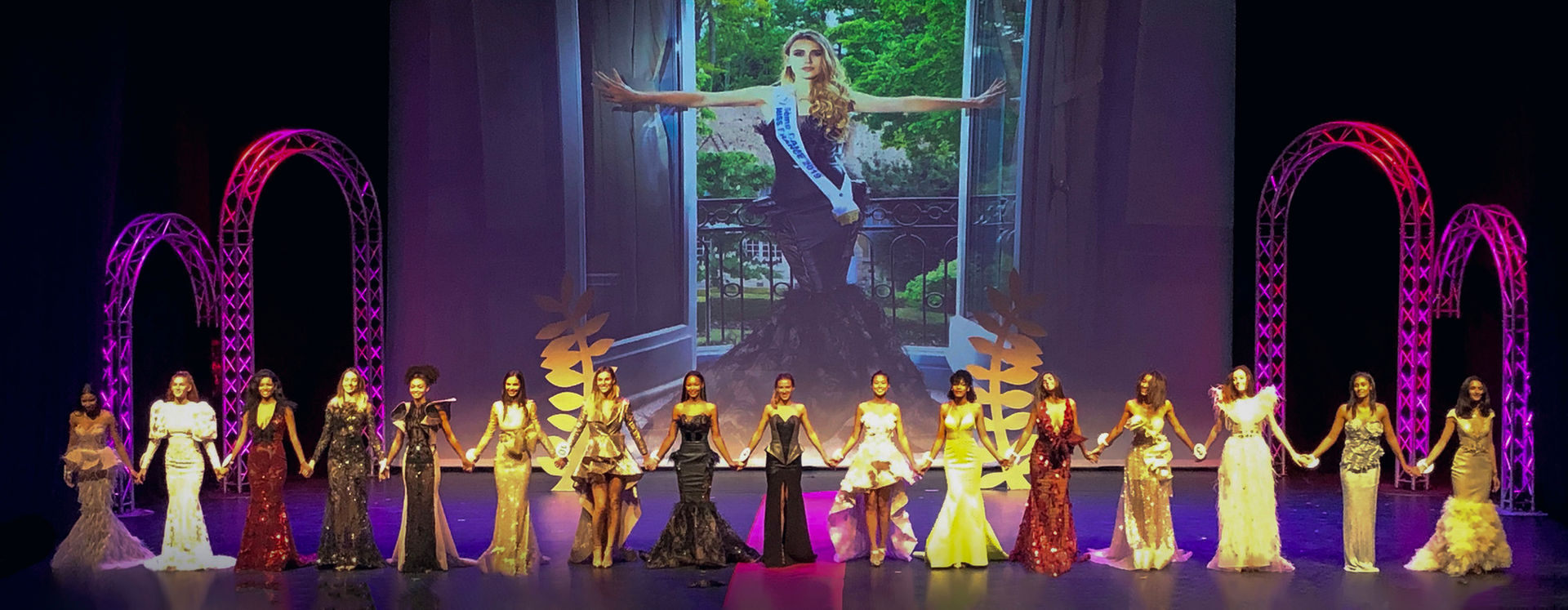 Chaque année, l'éléction à lieu à l'EPB afin d'élire Miss-Île-de-France qui représentera notre région au concours national de Miss France.